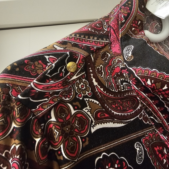 BCBG top - Picture 8 of 11